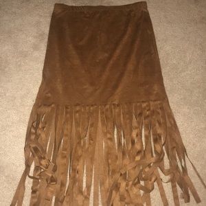 rust/auburn bodycon skirt🍂